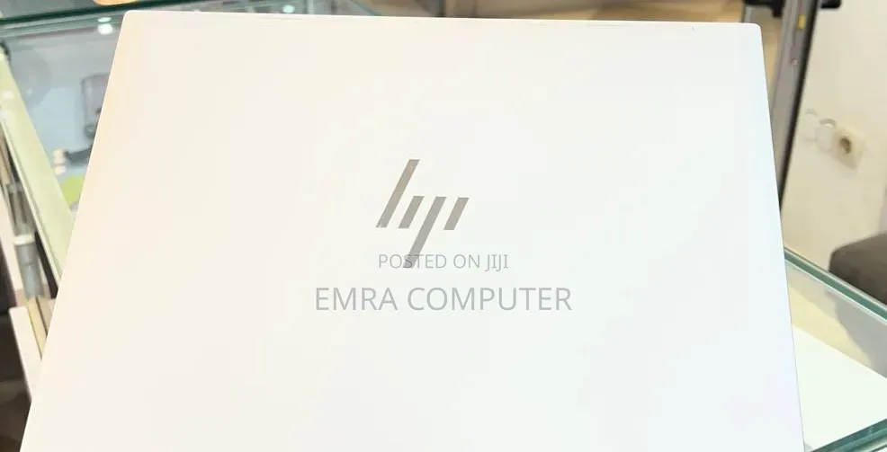 New Laptop HP EliteBook 840 G9 16GB Intel Core i7 SSD 512GB