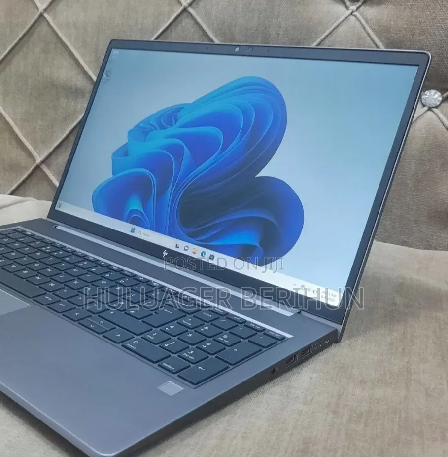 New Laptop HP 15 16GB Intel Core i7 SSD 1T