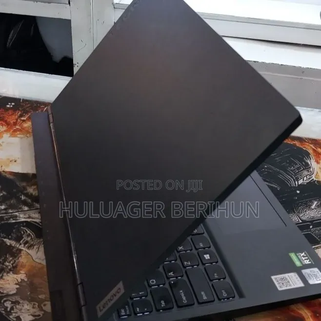 New Laptop Lenovo Y70 16GB Intel Core i7 SSD 512GB