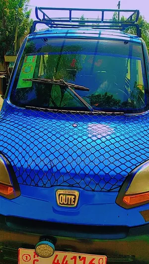 Bajaj Qute 2016 Blue