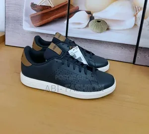 Adidas Advantage Base 2.0 Carbon /Brown