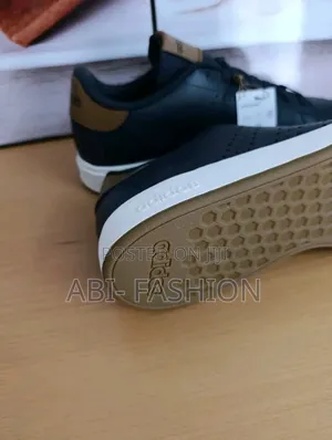 Adidas Advantage Base 2.0 Carbon /Brown