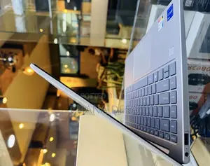 New Laptop HP 16GB Intel Core i5 SSD 1T