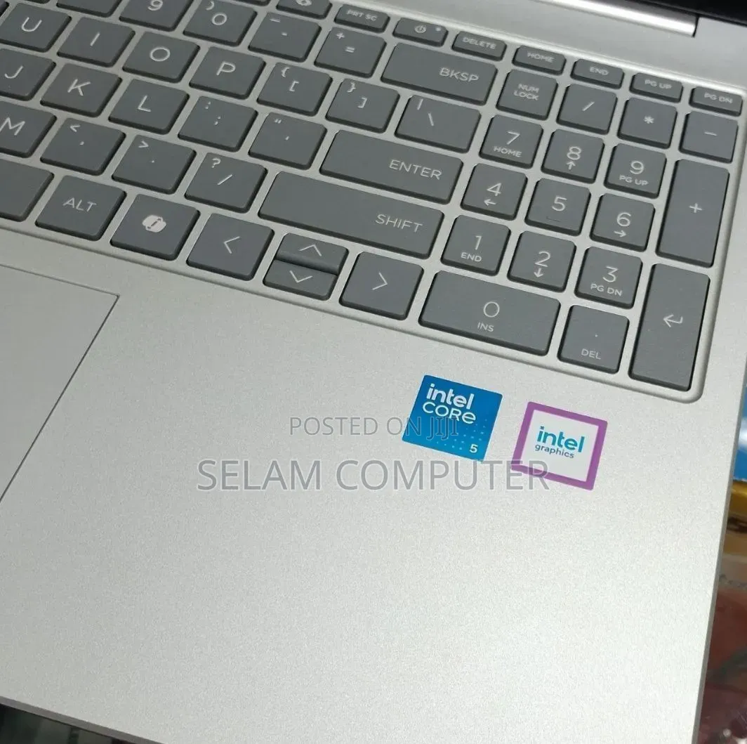 New Laptop HP Stream Notebook 16GB Intel Core 5 SSHD (Hybrid) 1T