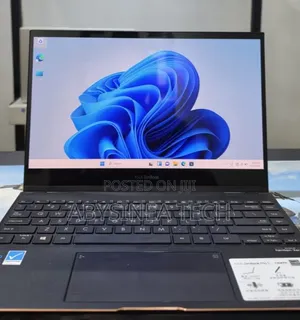 New Laptop Asus Zenbook 14 16GB Intel Core i7 SSD 512GB