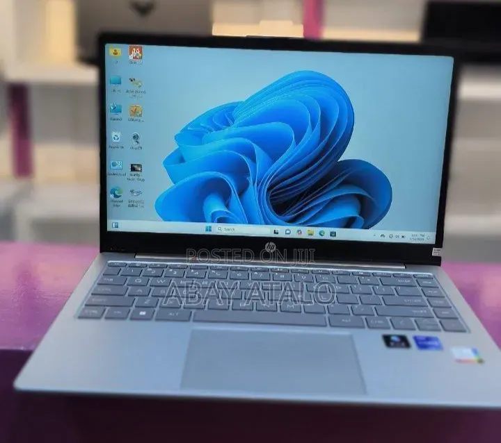 New Laptop HP Stream Notebook 16GB Intel Core i7 SSD 1T