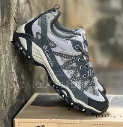 Colombia Grey Hiking Master Class Shoes