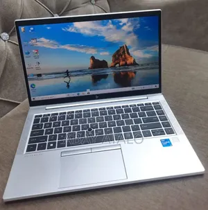 New Laptop HP EliteBook 840 G8 16GB Intel Core i5 SSD 512GB