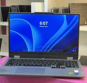 New Laptop Lenovo LOQ 15IRH8 16GB Intel Core i7 SSD 512GB