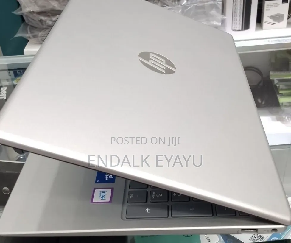 New Laptop HP 16GB Intel Core 5 SSD 1T