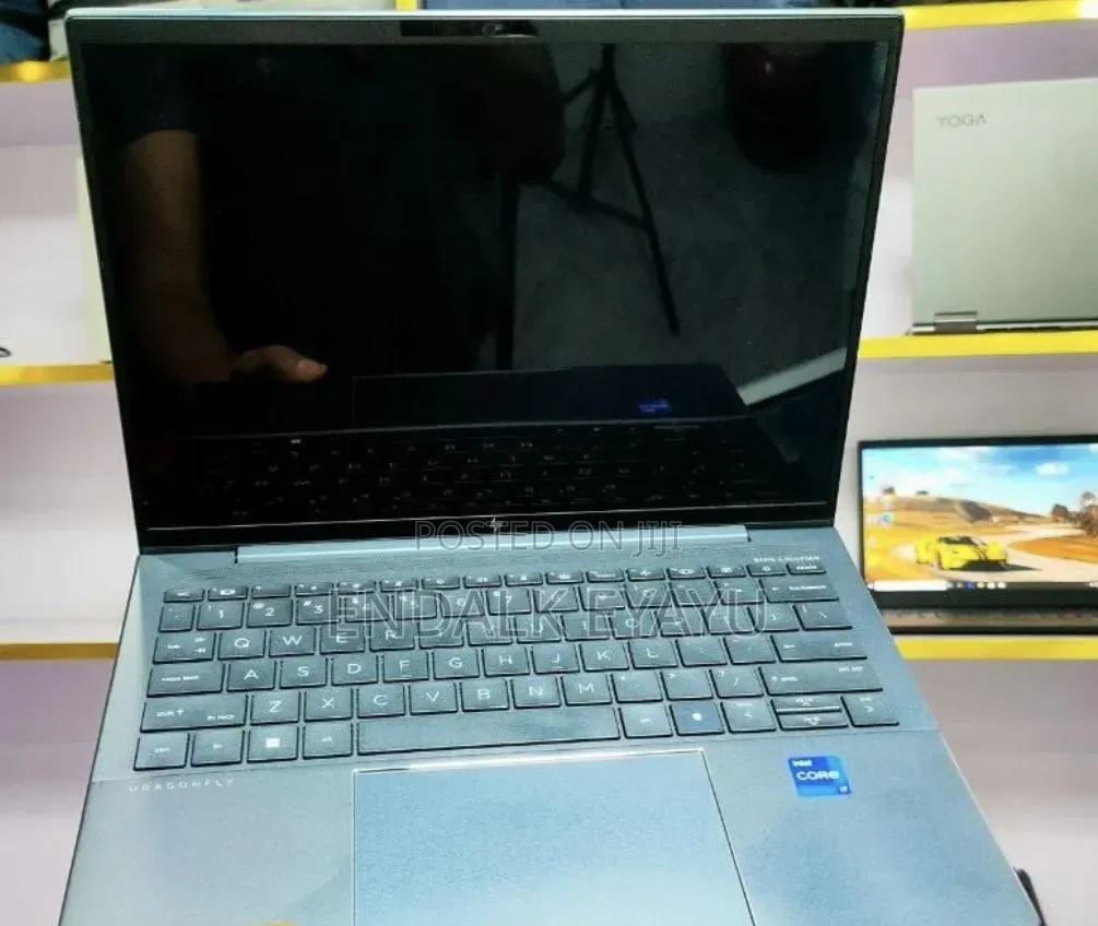 New Laptop HP Dragonfly G1 16GB Intel Core i7 SSD 512GB
