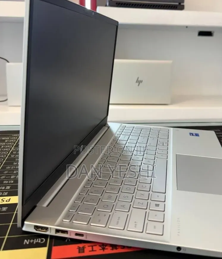 New Laptop HP Pavilion 15 16GB Intel Core i7 SSD 512GB