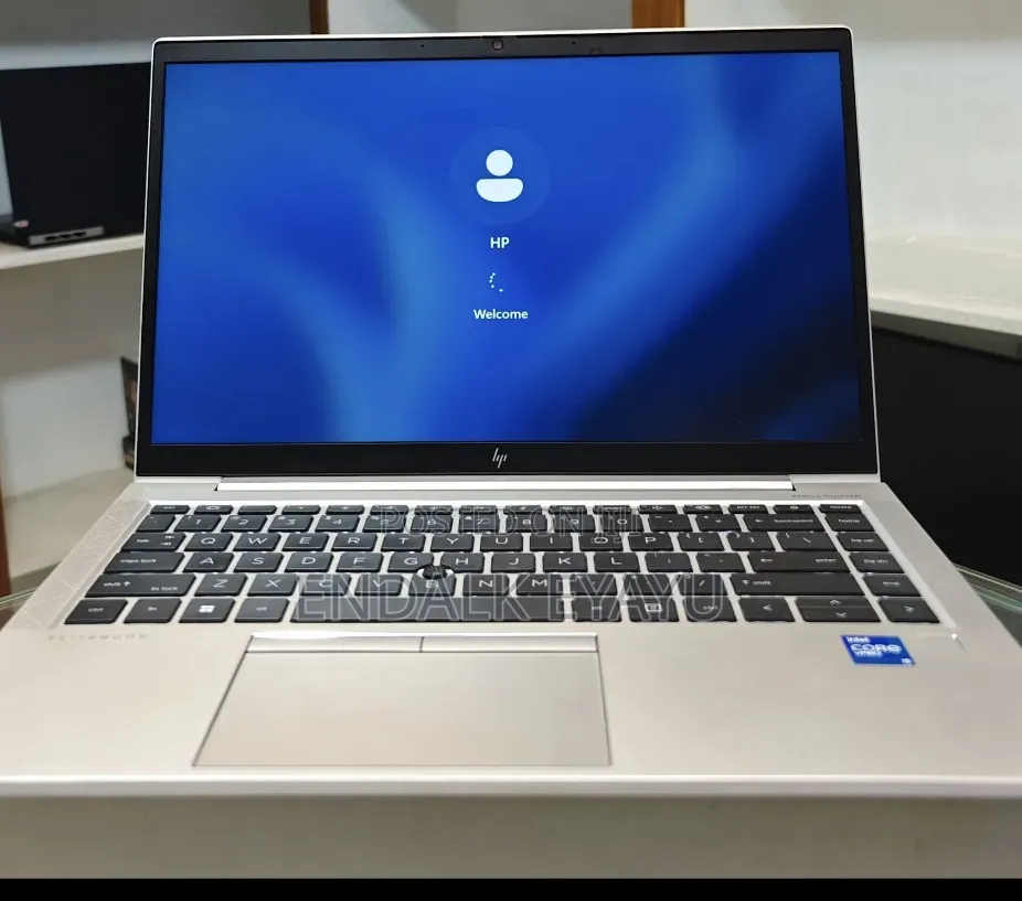 New Laptop HP EliteBook 840 G8 16GB Intel Core i5 SSD 512GB