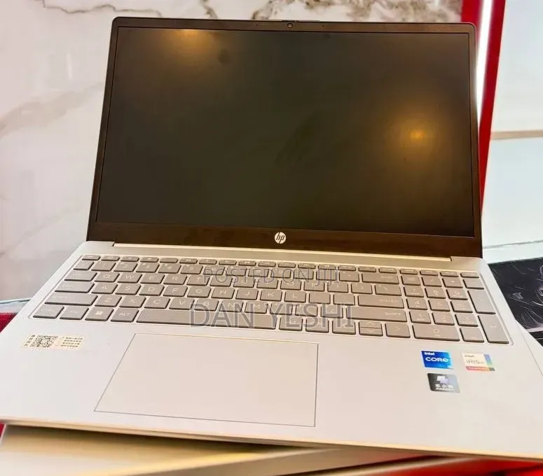 New Laptop HP Stream Notebook 16GB Intel Core i5 SSD 1T