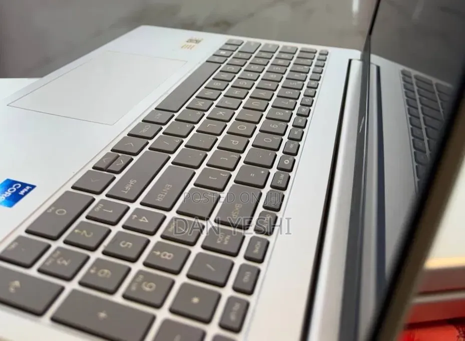 New Laptop HP Stream Notebook 16GB Intel Core i5 SSD 1T
