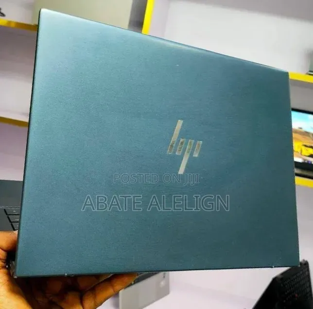 New Laptop HP Dragonfly G1 16GB Intel Core i7 SSD 512GB