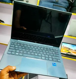 New Laptop HP Dragonfly G1 16GB Intel Core i7 SSD 512GB