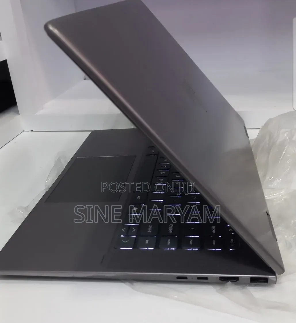 New Laptop HP Envy x360 16GB Intel Core Ultra 7 SSD 512GB