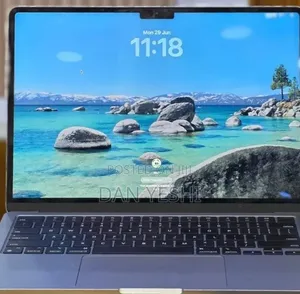New Laptop Apple MacBook Air 2022 M2 8GB Apple M2 SSD 256GB