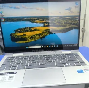 New Laptop HP Envy x360 8GB Intel Core Ultra 5 SSD 512GB