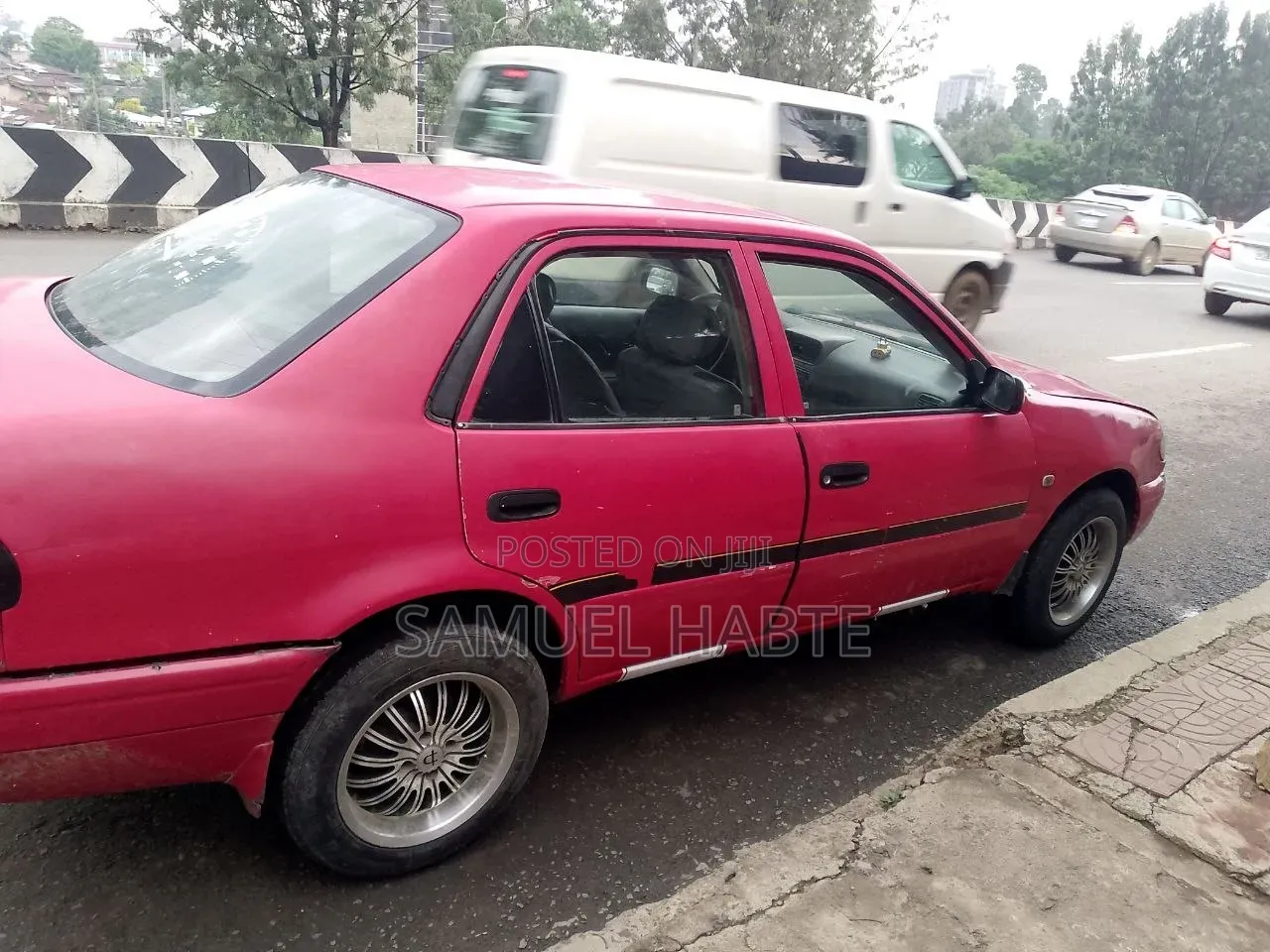 Toyota Corolla 2000 Red