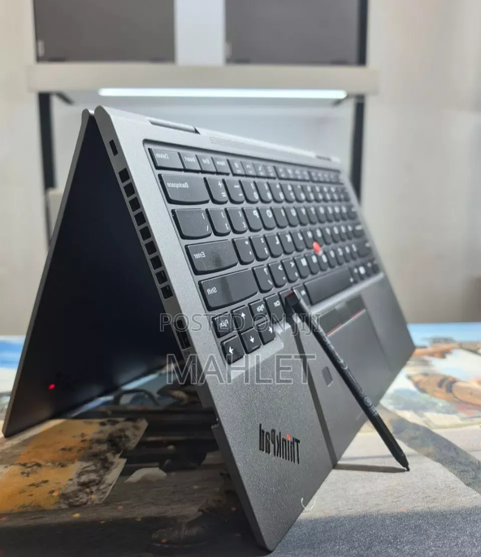 New Laptop Lenovo ThinkPad X1 Yoga 16GB Intel Core i7 SSD 512GB