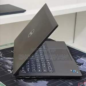 New Laptop Dell Latitude 7420 16GB Intel Core i5 SSD 512GB