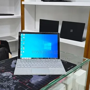 New Laptop Microsoft Surface Pro 6 8GB Intel Core i5 SSD 256GB