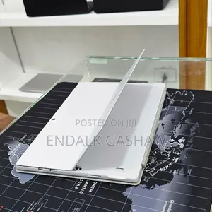 New Laptop Microsoft Surface Pro 6 8GB Intel Core i5 SSD 256GB