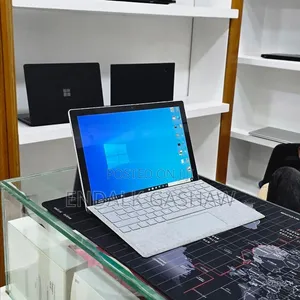 New Laptop Microsoft Surface Pro 6 8GB Intel Core i5 SSD 256GB