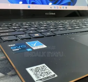 New Laptop Asus Zenbook 13 OLED 16GB Intel Core i7 SSD 512GB