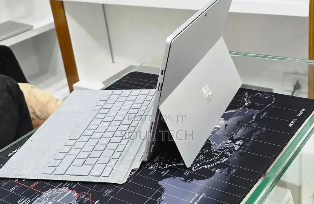 New Laptop Microsoft Surface Pro 6 8GB Intel Core i5 SSD 256GB
