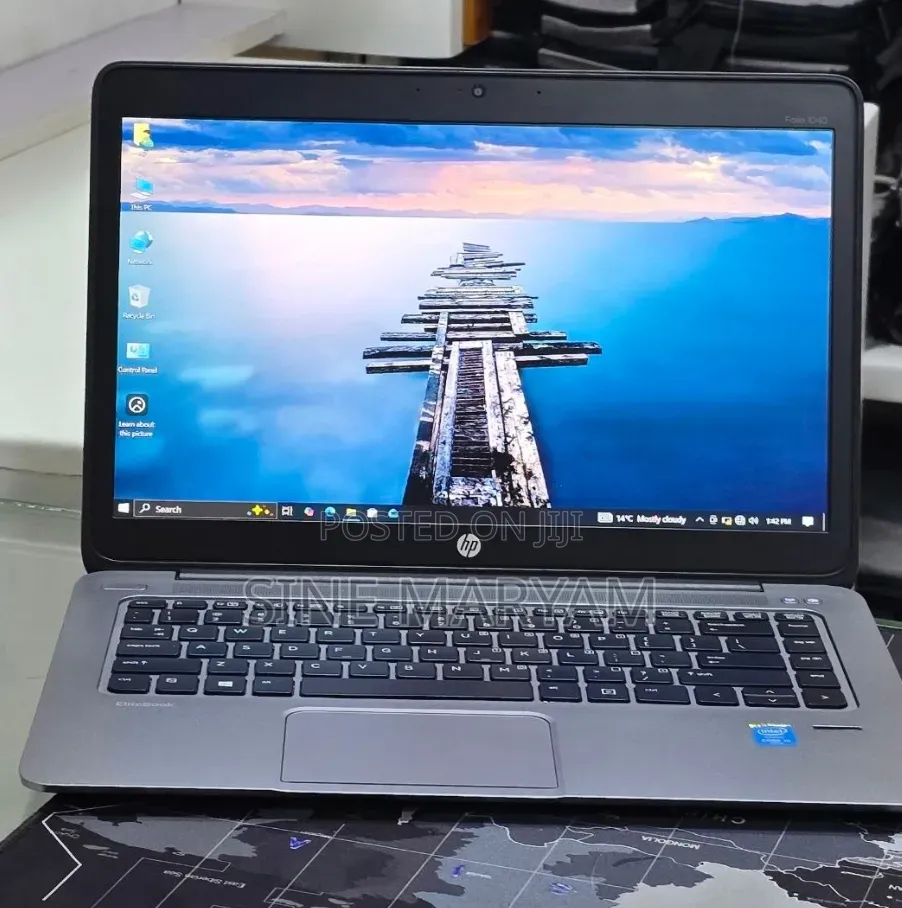 New Laptop HP EliteBook Folio 1040 G3 8GB Intel Core i5 SSD 256GB