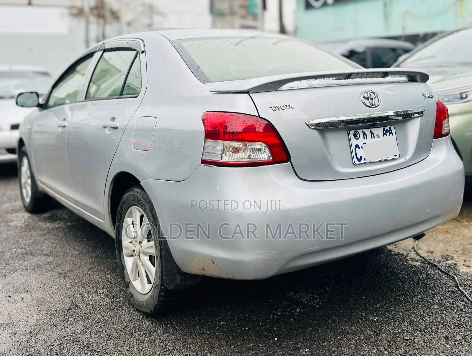 Toyota Yaris 2011 White