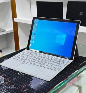 New Laptop Microsoft Surface Pro 6 8GB Intel Core i5 SSD 256GB