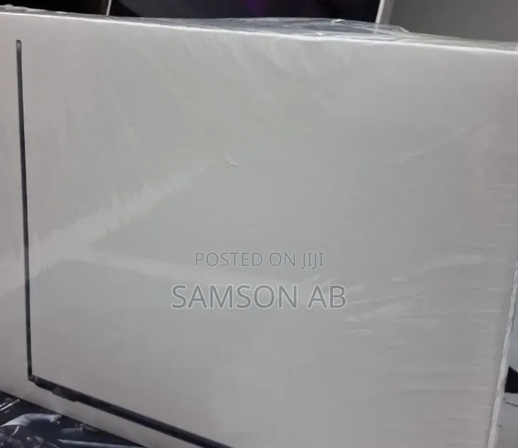 New Laptop Apple MacBook Air 2025 M4 16GB Apple M4 SSD 512GB