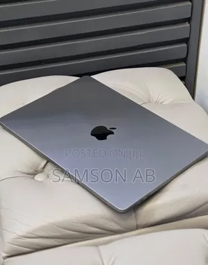 New Laptop Apple MacBook Air 2025 M4 16GB Apple M4 SSD 512GB