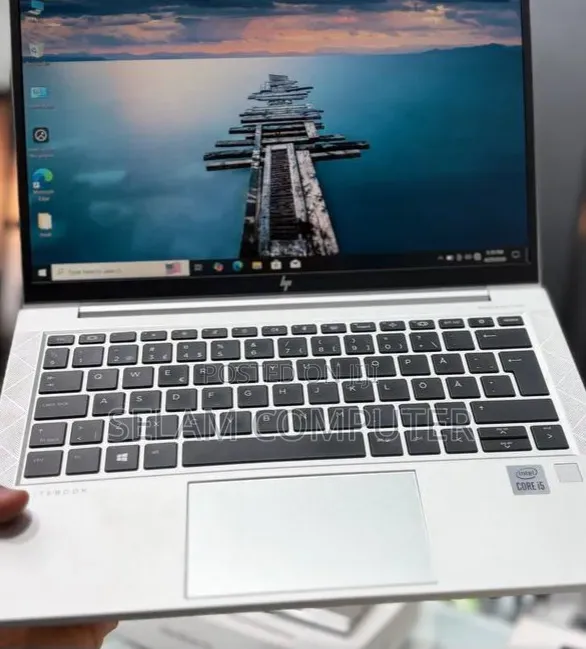 New Laptop HP EliteBook 830 G8 16GB Intel Core i5 SSD 512GB