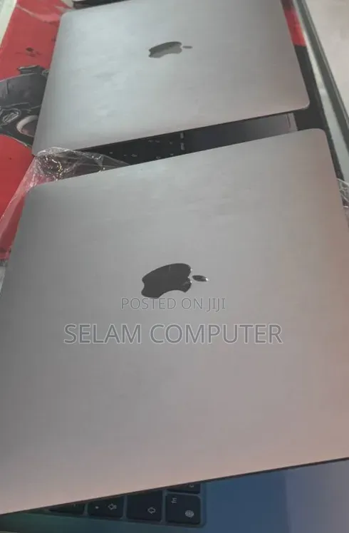 New Laptop Apple MacBook Air 2020 M1 8GB Apple M1 SSD 256GB