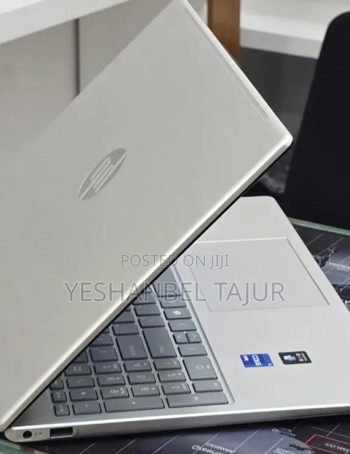 New Laptop HP Stream Notebook 16GB Intel Core i7 SSD 1T