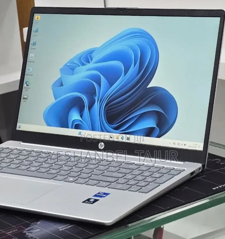 New Laptop HP Stream Notebook 16GB Intel Core i7 SSD 1T