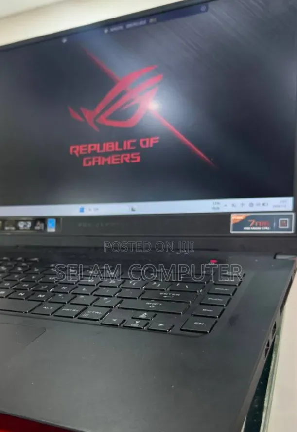 New Laptop Asus ROG Strix G16 G614 16GB AMD Ryzen 9 SSD 512GB