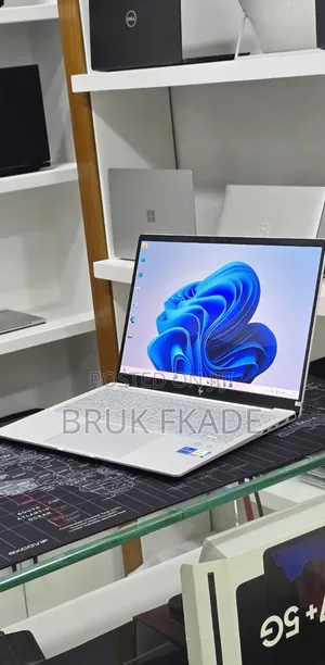 New Laptop HP Pavilion 14 16GB Intel Core i5 SSD 1T
