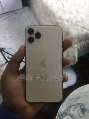 Apple iPhone 11 Pro Max 64 GB White