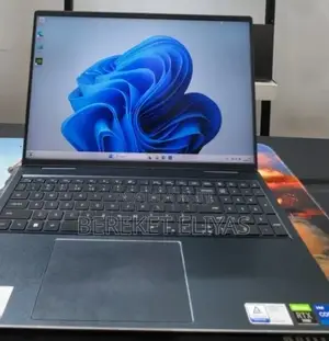 New Laptop Dell Inspiron 15 16GB Intel Core i7 SSD 512GB