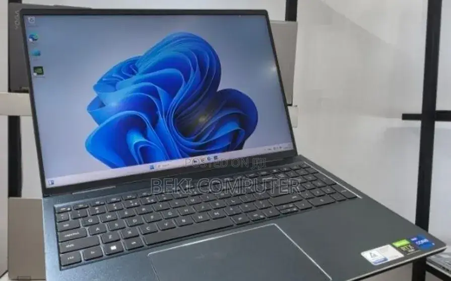 New Laptop Dell Inspiron 15 16GB Intel Core i7 SSD 512GB