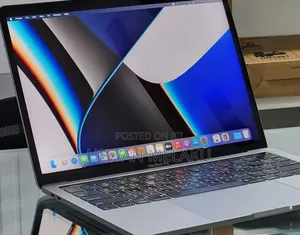 New Laptop Apple MacBook Pro 2019 16GB Intel Core i7 SSD 512GB