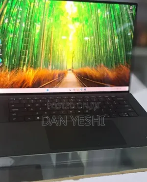 New Laptop Dell XPS 15 16GB Intel Core i7 SSD 512GB