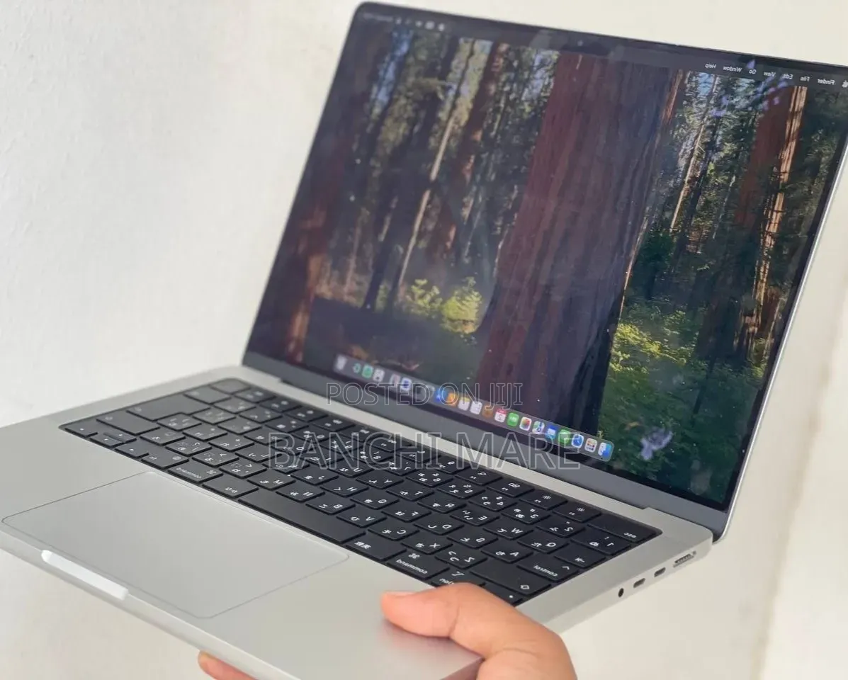 New Laptop Apple MacBook Pro 2024 M4 16GB Apple M4 SSD 512GB