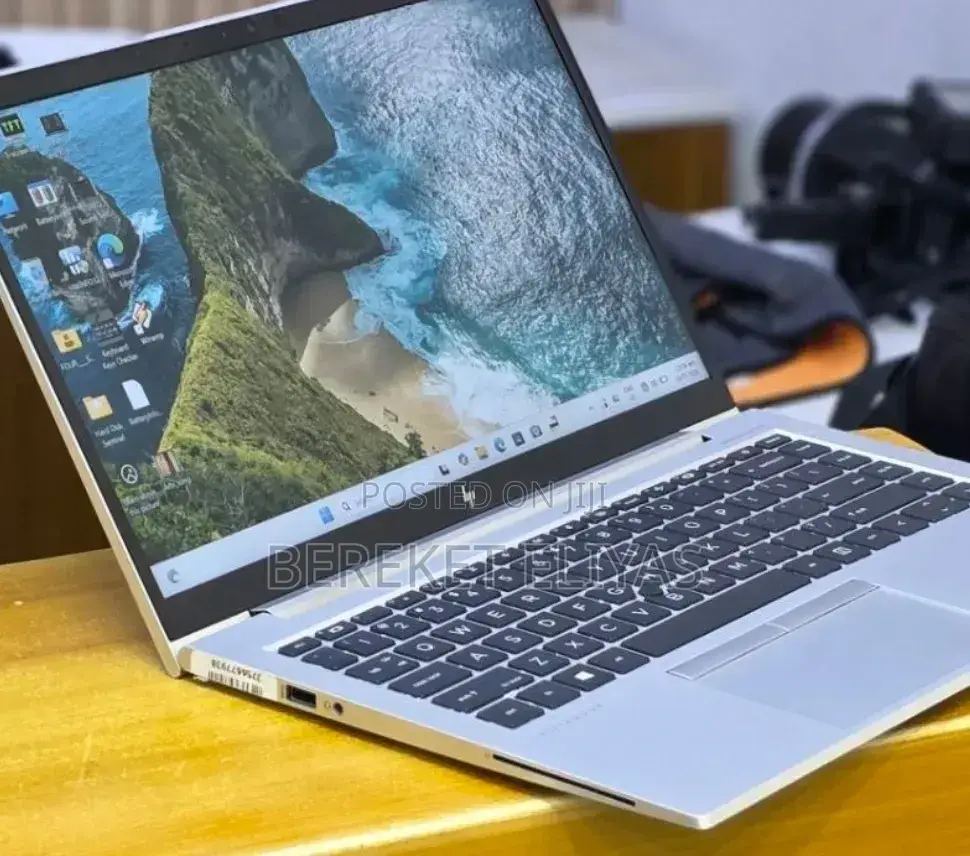New Laptop HP EliteBook 840 G7 16GB Intel Core i5 SSD 512GB